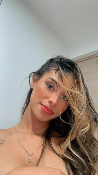 Live sex webcam photo for AriadnaRousee #5587250