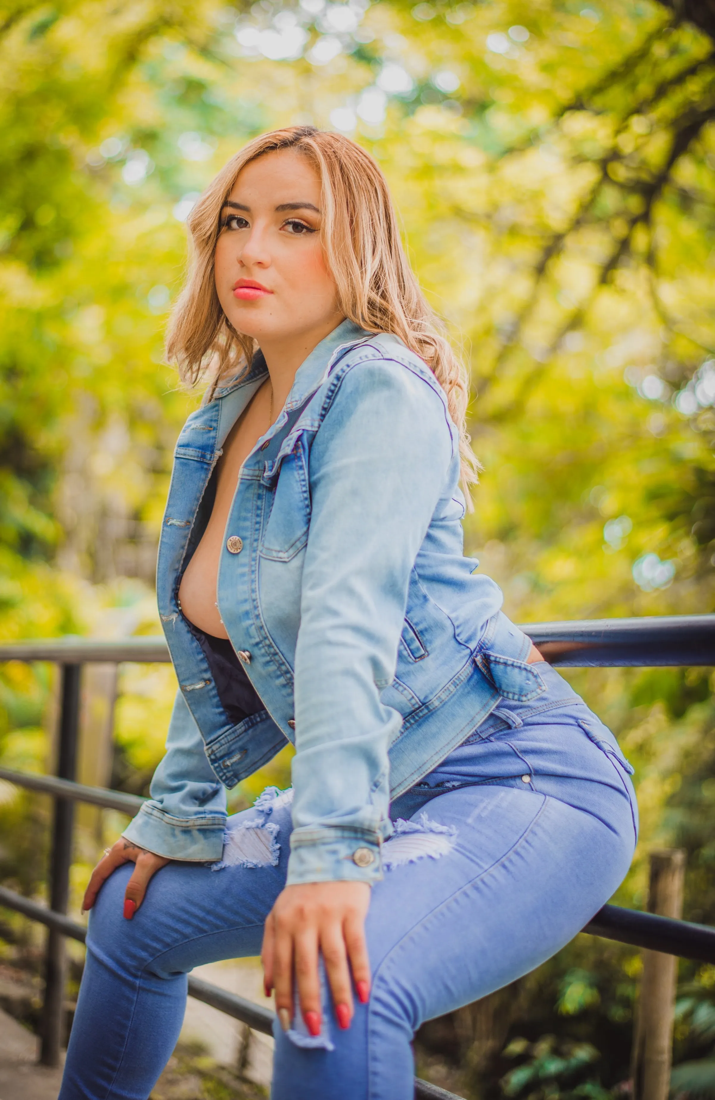 Live sex webcam photo for EmilyBroown #7319883