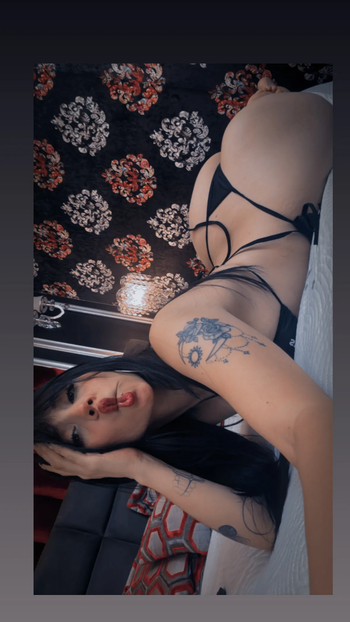 Live sex webcam photo for LeilaaIvy #8619058