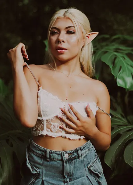 Live sex webcam photo for SweetyIsa #6011391