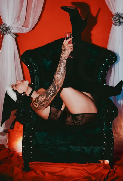 Live sex webcam photo for SweetyIsa #6637537