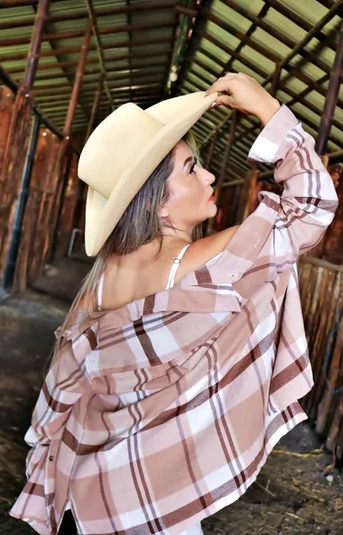 Live sex webcam photo for CathyLovers #6036941