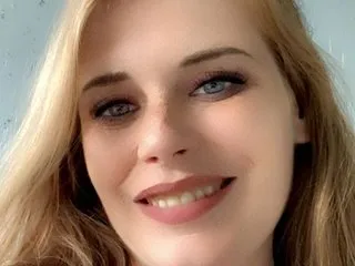 Live sex webcam photo for ZoeeB #6886299