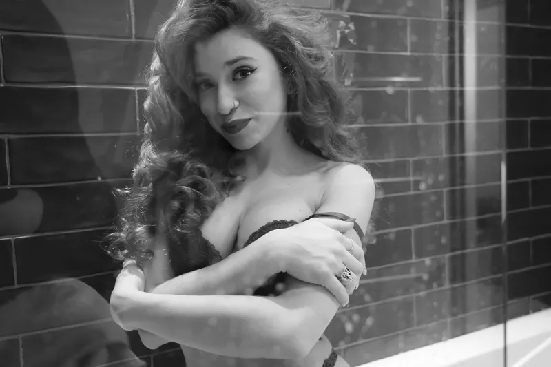 Live sex webcam photo for DORROTHIY #4045755