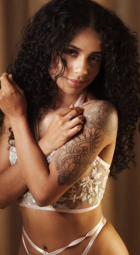 Live sex webcam photo for oliviafenty12312 #7430771