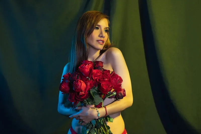 Live sex webcam photo for ChloeCammpbell #7378715