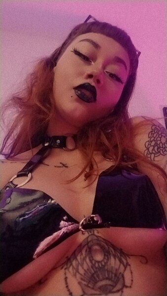 Live sex webcam photo for GoddessVictoriaRios #6253894