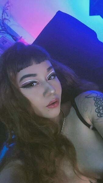 Live sex webcam photo for GoddessVictoriaRios #5864945