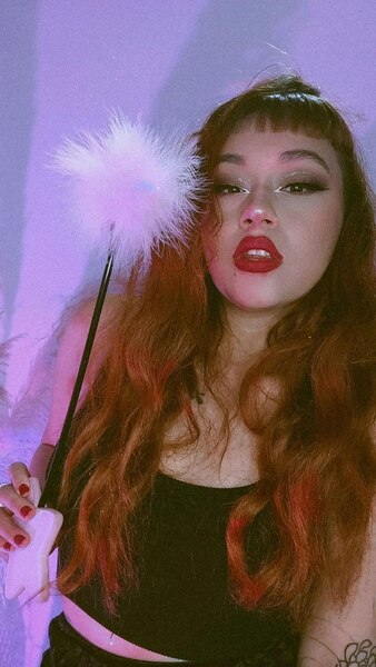 Live sex webcam photo for GoddessVictoriaRios #6253875