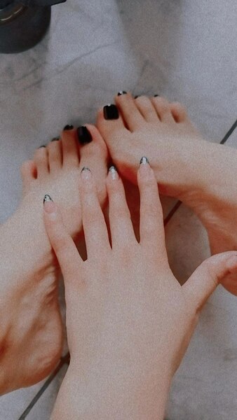 Live sex webcam photo for GoddessVictoriaRios #6253864