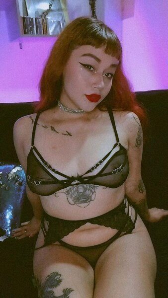 Live sex webcam photo for GoddessVictoriaRios #6253837