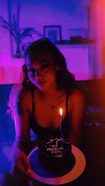 Live sex webcam photo for GoddessVictoriaRios #6253860