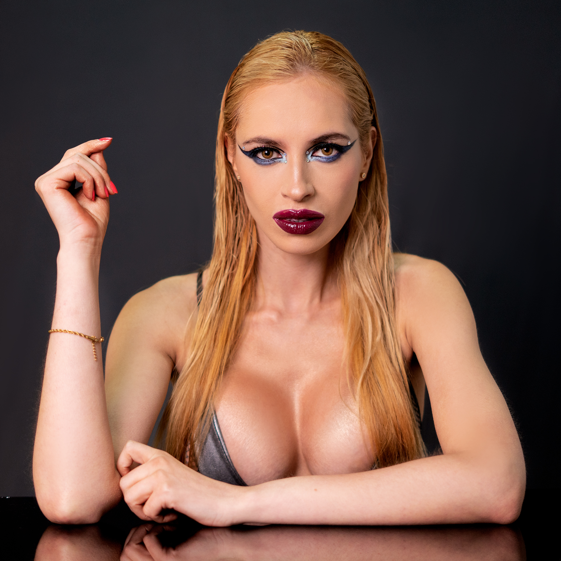 Live sex webcam photo for Camilatoscano #3707281