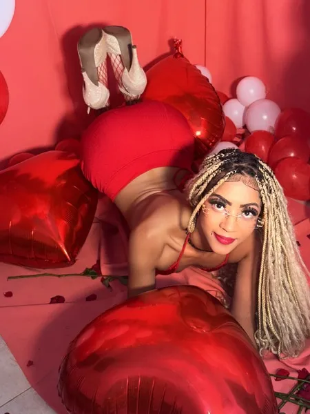 Live sex webcam photo for KrishaaRoss #6860466