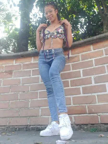 Live sex webcam photo for KrishaaRoss #6187121