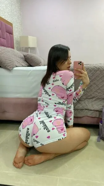 Live sex webcam photo for RoxanaHudson #4046161