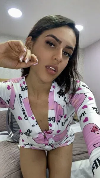 Live sex webcam photo for RoxanaHudson #4046162