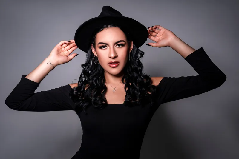 Live sex webcam photo for RoxanaHudson #5551994