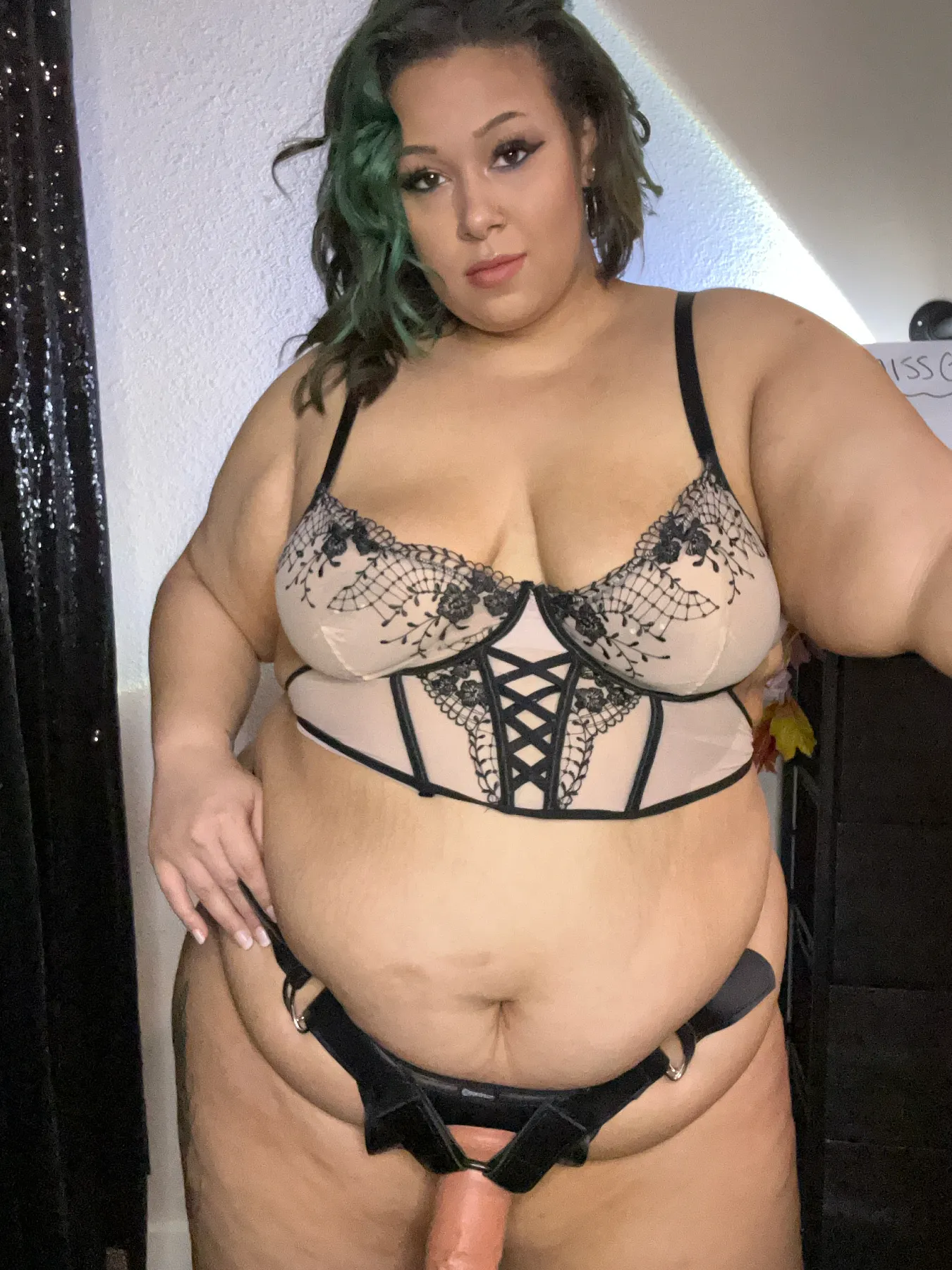 Live sex webcam photo for SuccubusMissGigiFox #6577290