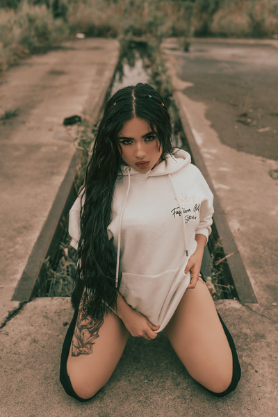 Live sex webcam photo for CatalleyaSaenz #5667963