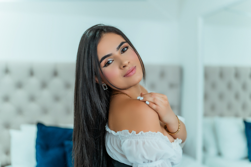 Live sex webcam photo for CatalleyaSaenz #3752537