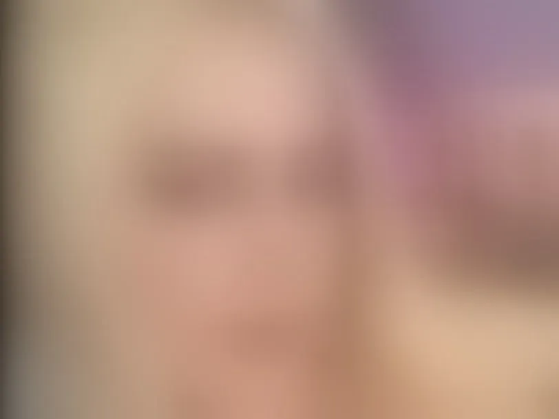 Live sex webcam photo for MeganClarck #8473392
