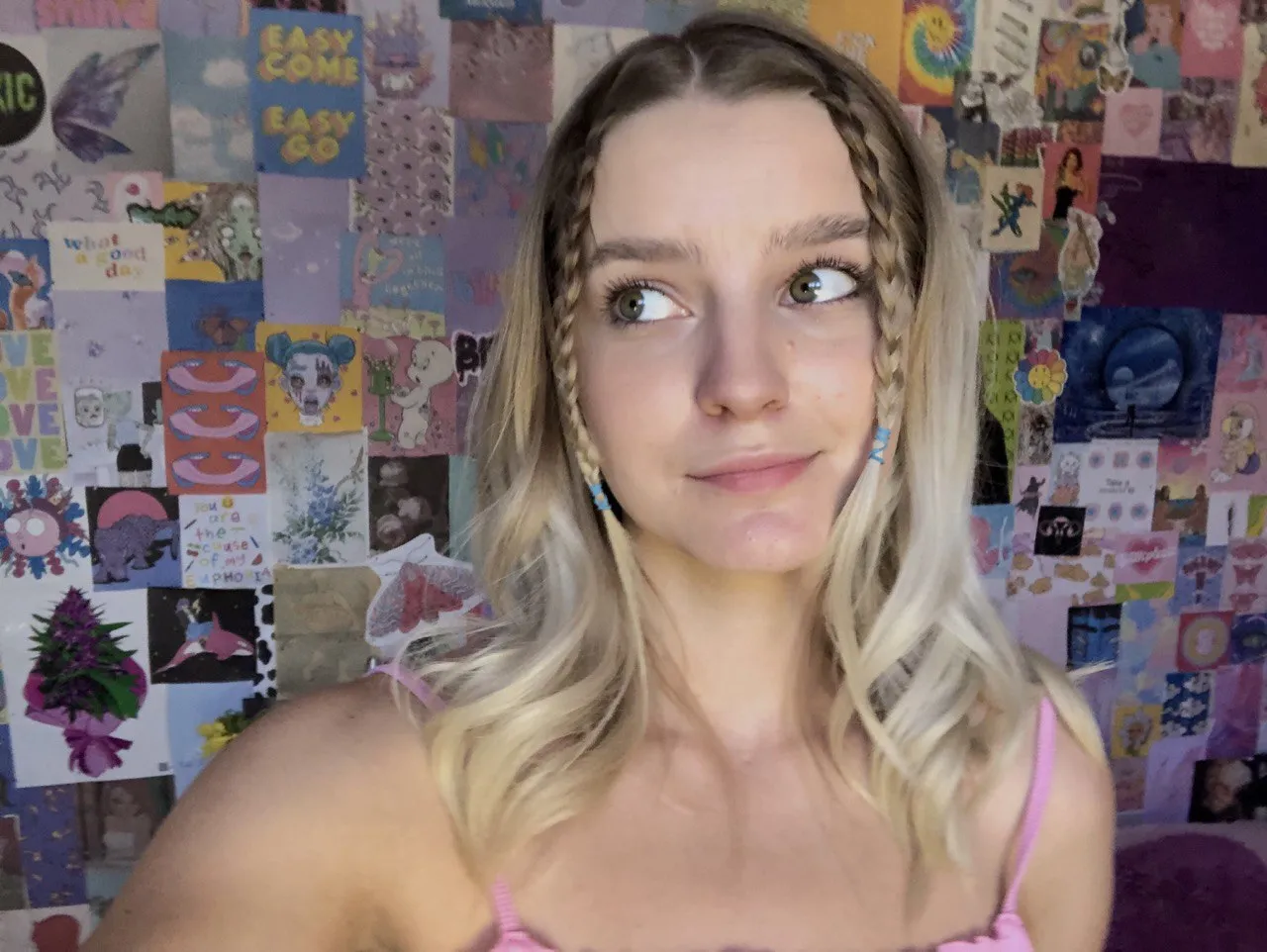 Live sex webcam photo for BaabeButterfly #7905831