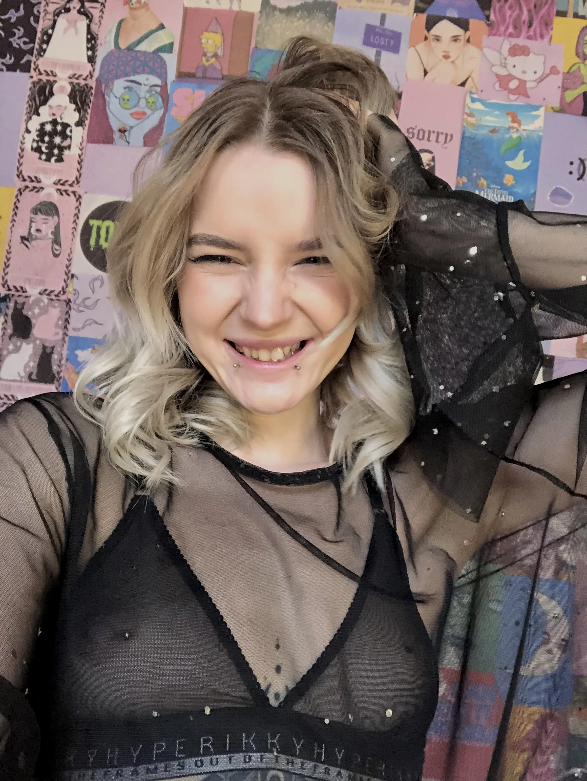 Live sex webcam photo for BaabeButterfly #7905772