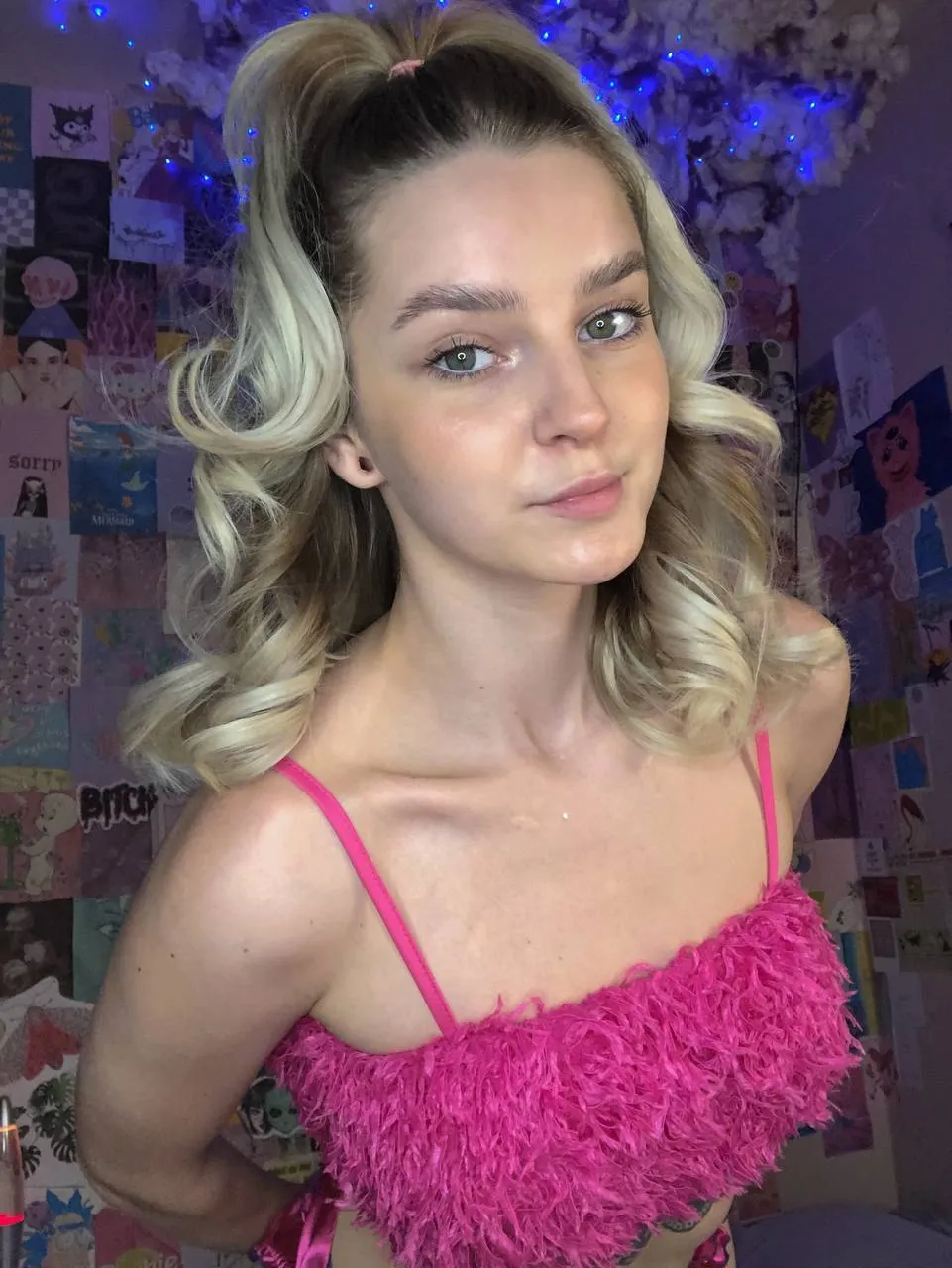 Live sex webcam photo for BaabeButterfly #7905838