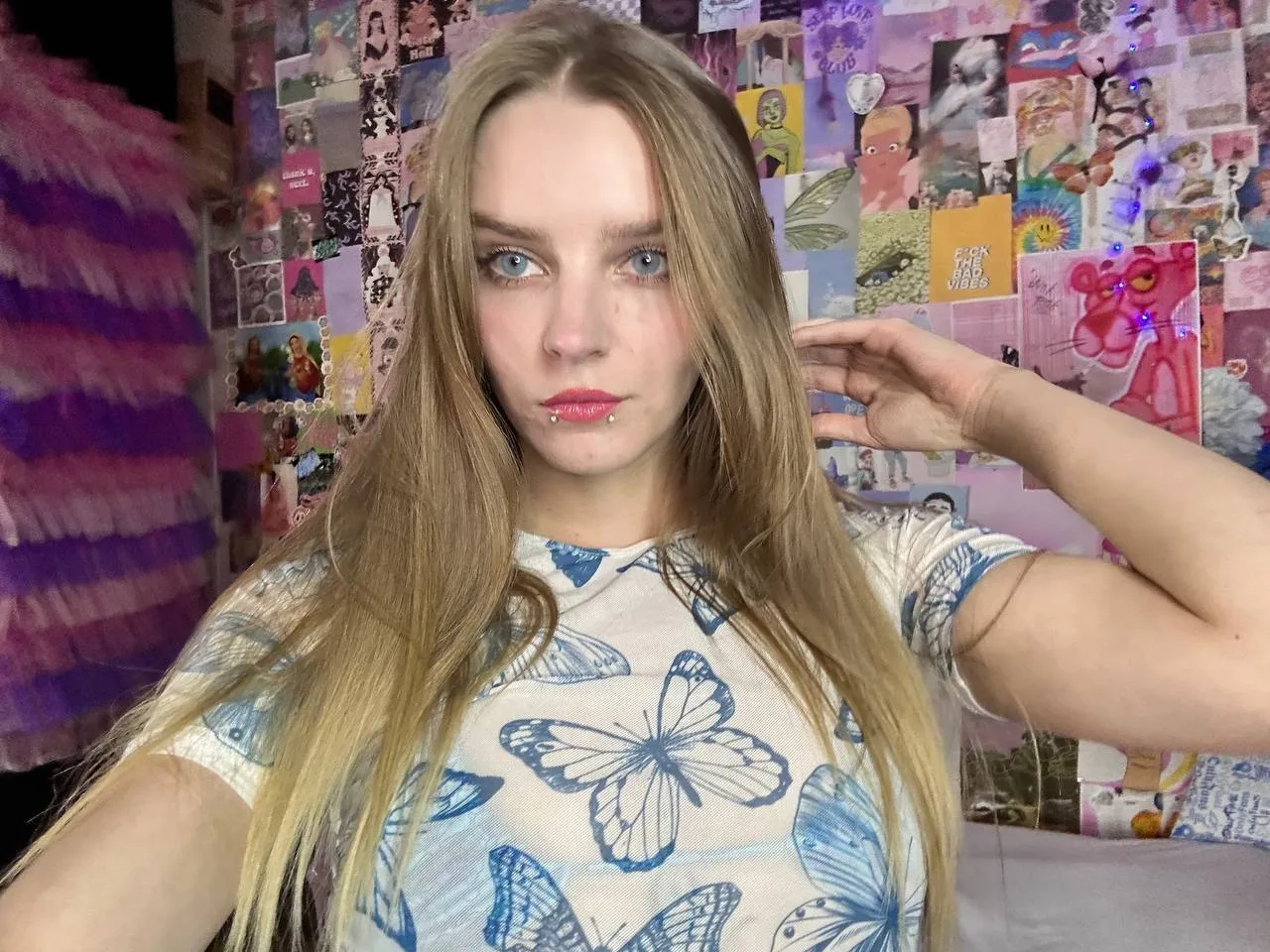 Live sex webcam photo for BaabeButterfly #7905864