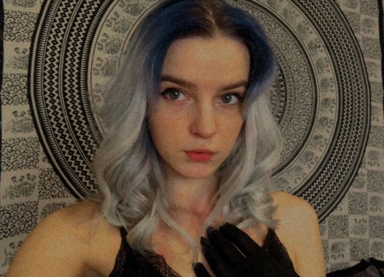 Live sex webcam photo for BaabeButterfly #7905686