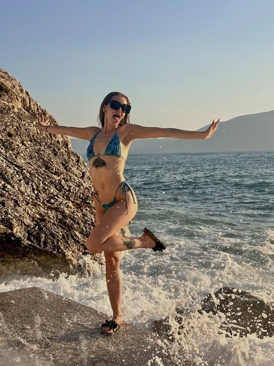 Live sex webcam photo for BaabeButterfly #7905870