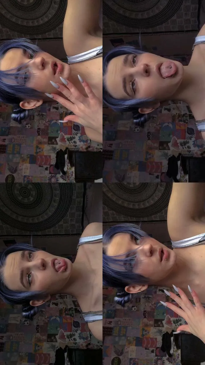 Live sex webcam photo for BaabeButterfly #7905640