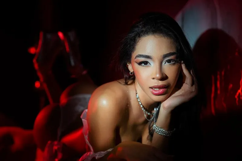 Live sex webcam photo for MeganClarkson #7284185