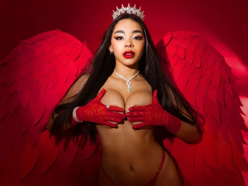 Live sex webcam photo for MeganClarkson #7284182