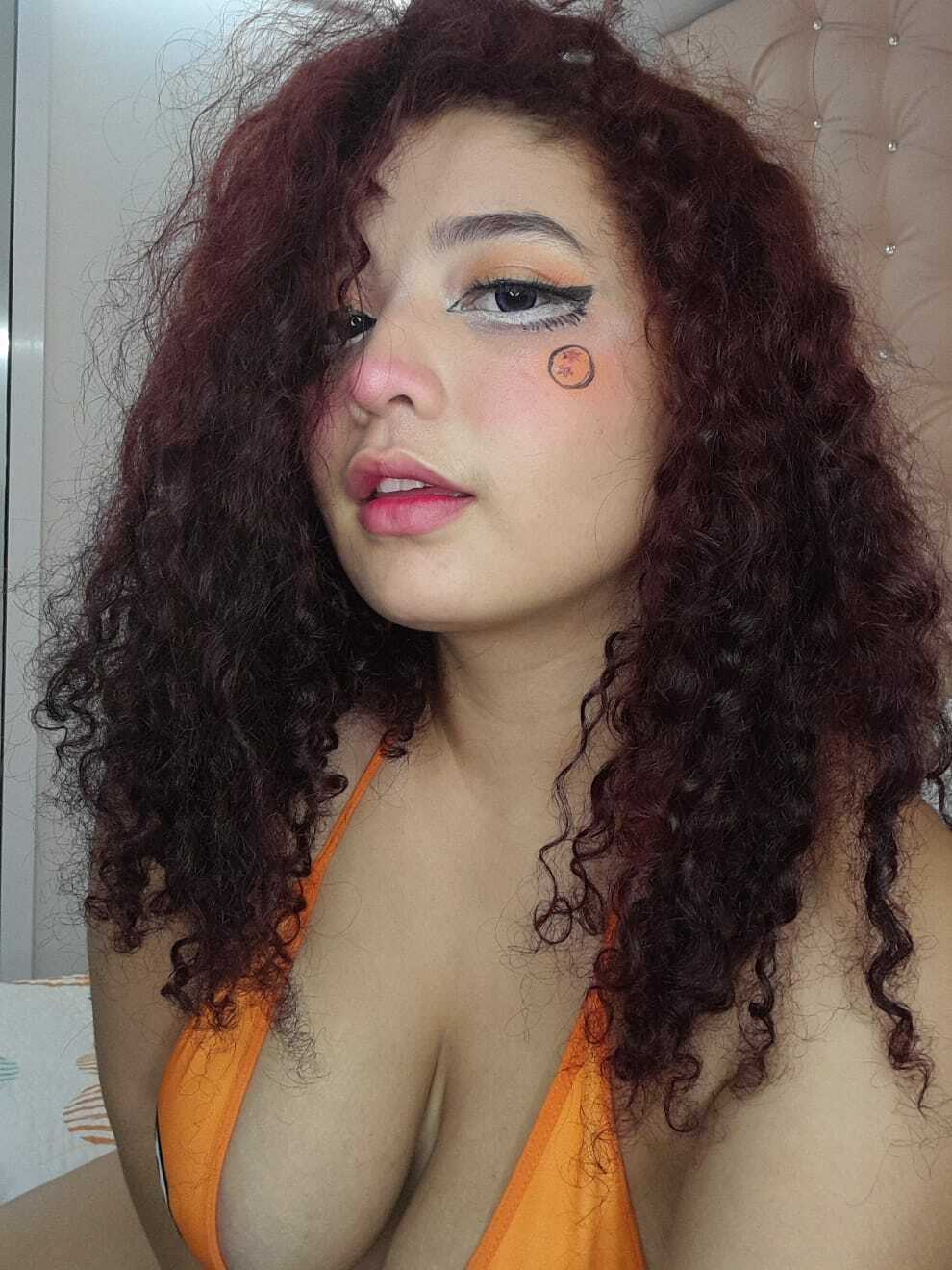 Live sex webcam photo for CharlotteMiler #6405776