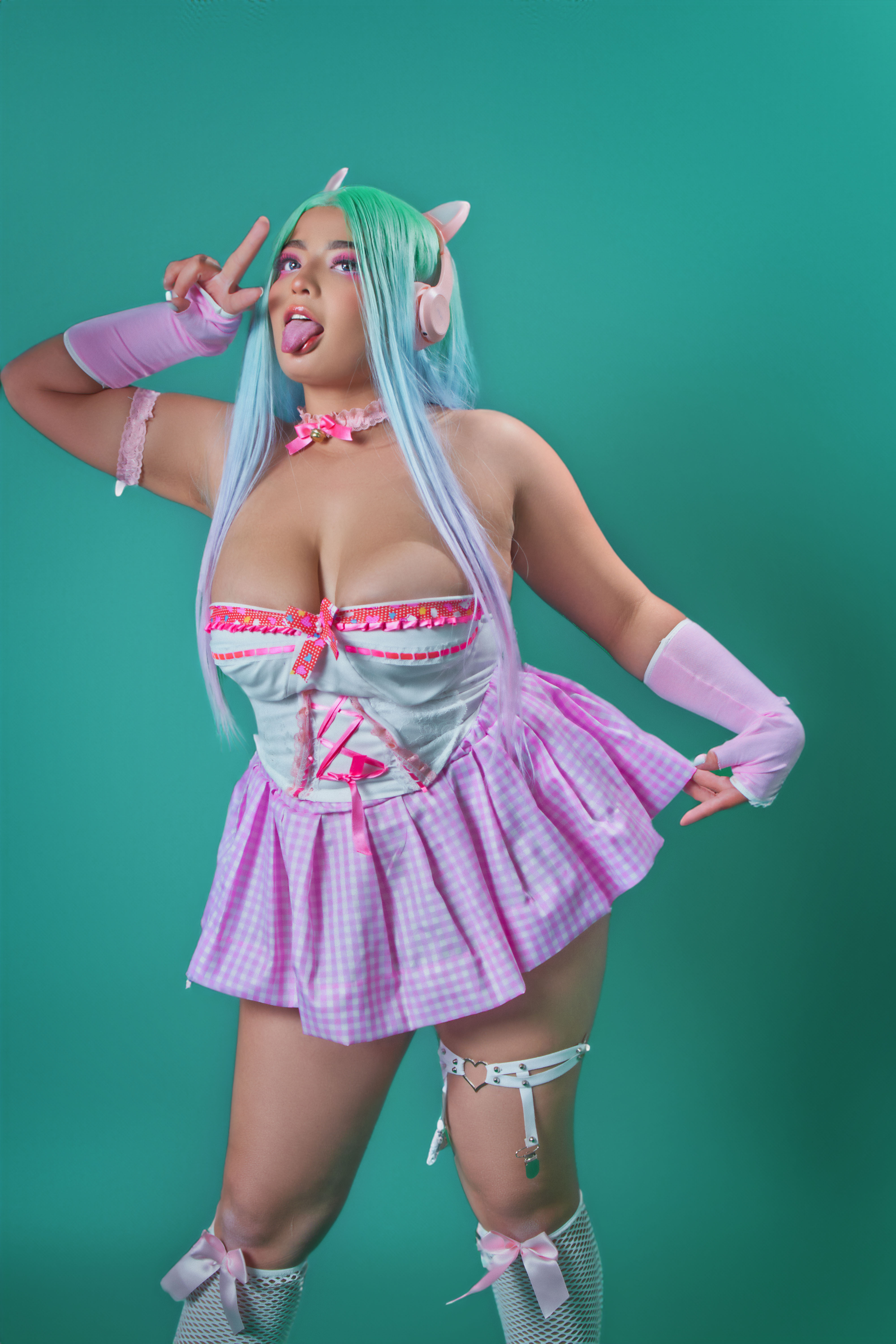 Live sex webcam photo for CharlotteMiler #6405793