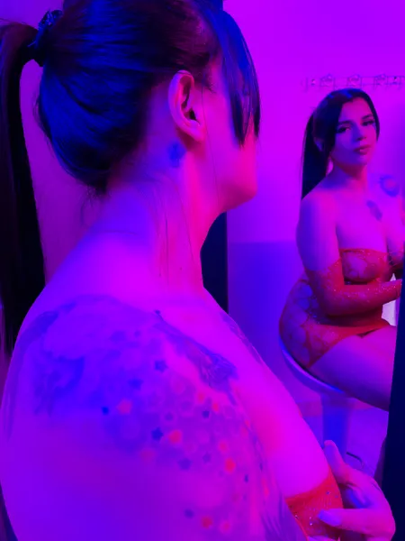 Live sex webcam photo for AshlyColeman #5351884