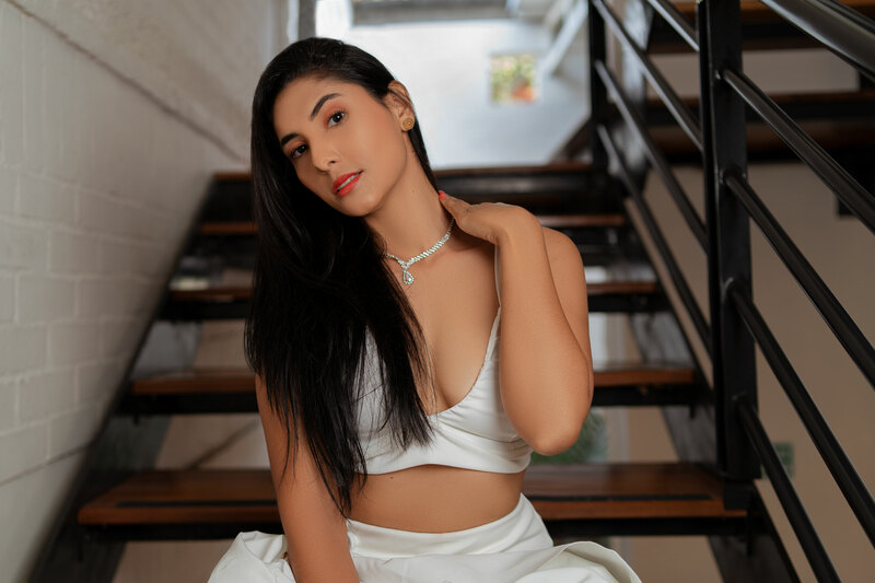 Live sex webcam photo for MadyBrow #4054247