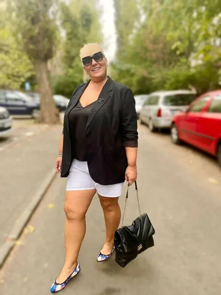 Live sex webcam photo for LadyMelanieBBW #5685379