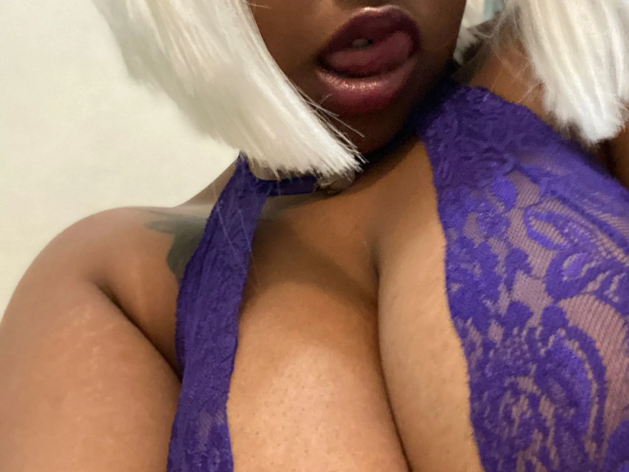 Live sex webcam photo for LunaMaris #3932668