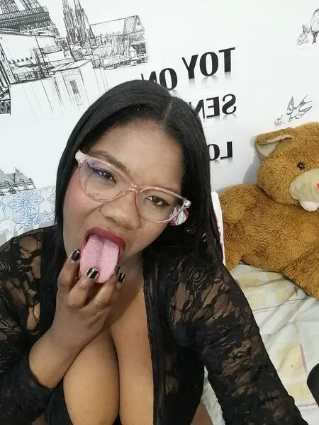 Live sex webcam photo for Elizabethmoom #4094383