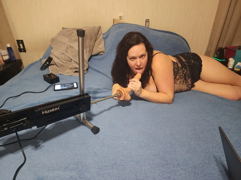 Live sex webcam photo for SadeyLust86 #4079696