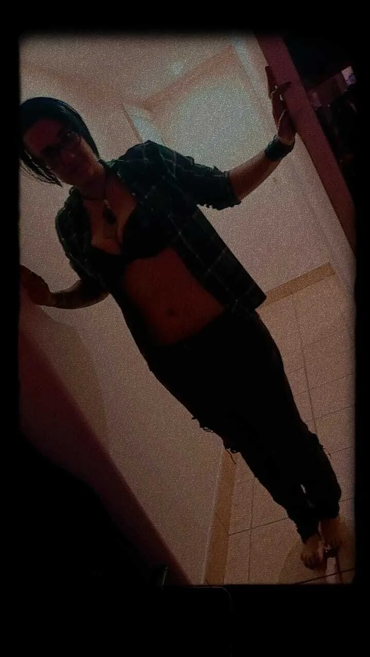 Live sex webcam photo for QueenSlade #7488245