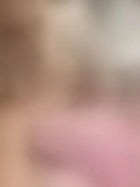 Live sex webcam photo for EllieSoSubmissive #5877747