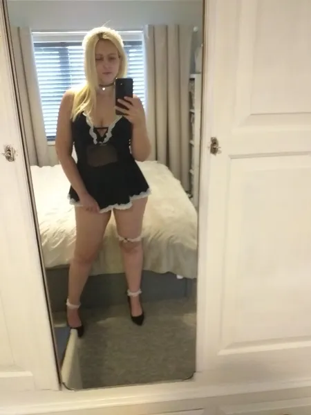 Live sex webcam photo for EllieSoSubmissive #4138587