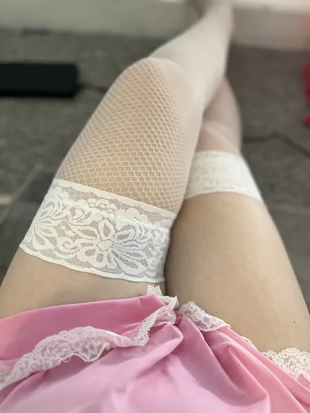 Live sex webcam photo for EllieSoSubmissive #6267534