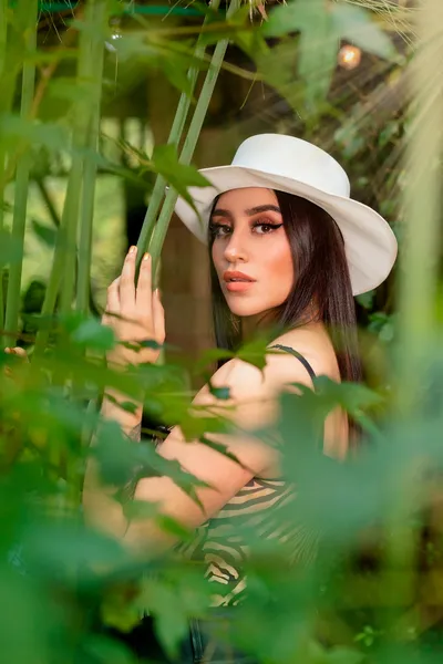 Live sex webcam photo for CataSantodomingo #3782541