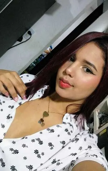 Live sex webcam photo for emilyparkerxx #3826859