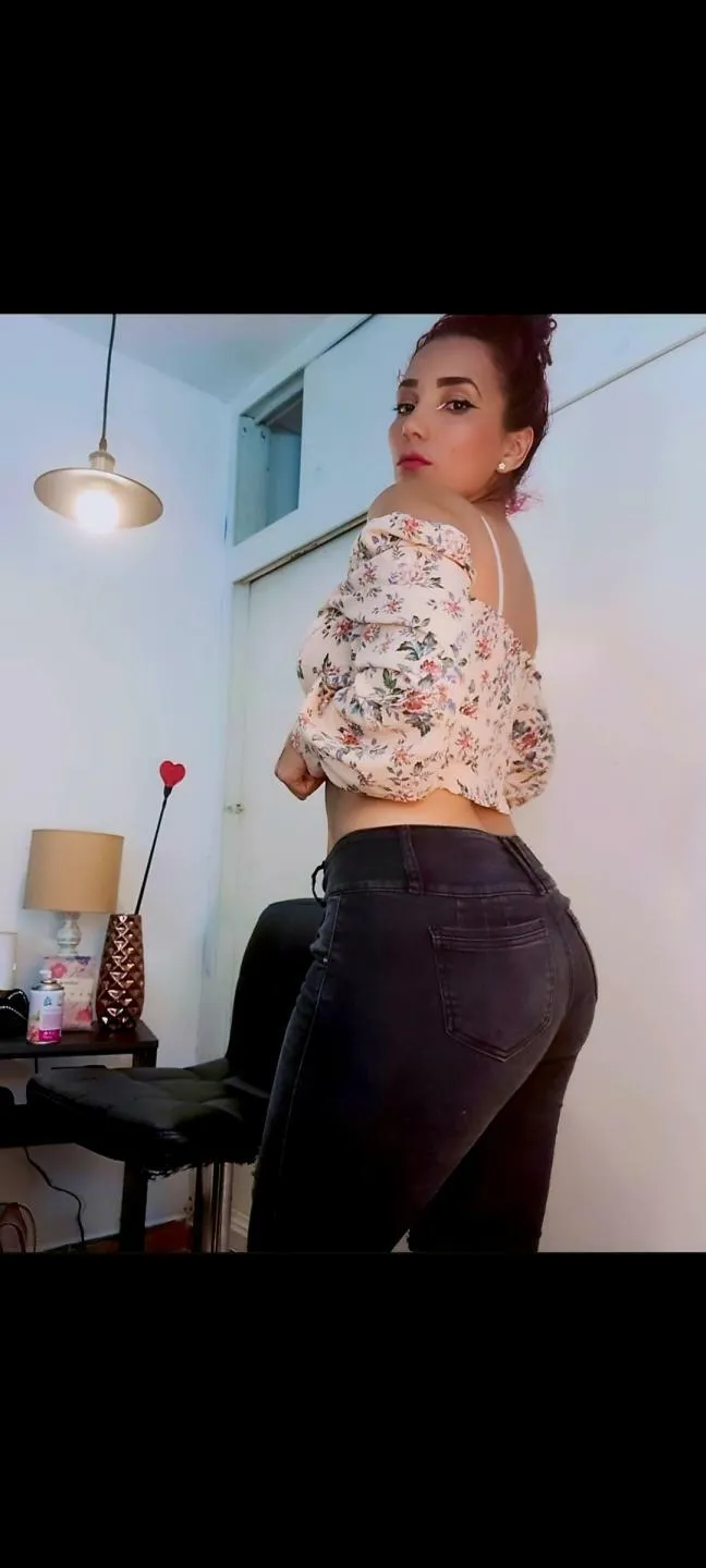 Live sex webcam photo for amberdemonss #4234905